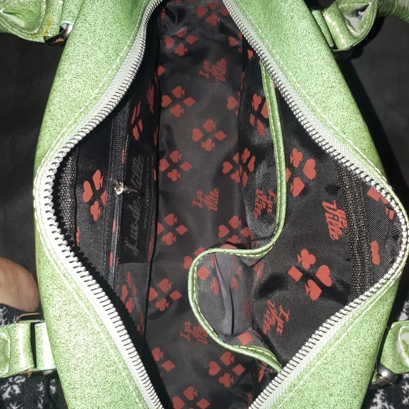 Lux de Ville Cosmic Tote in baby green sparkle - Picture 5 of 5